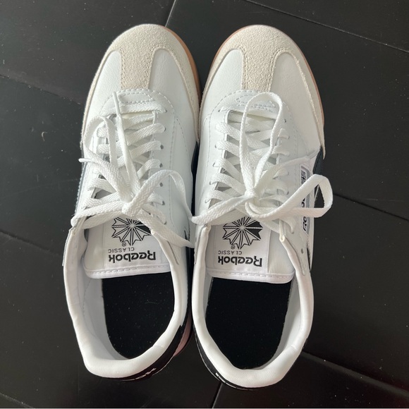 NWT/NIB Reebok Campio XT Sneakers - Picture 4 of 8